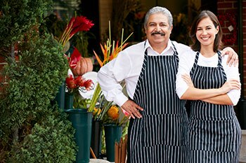 bc_20171127_Is-Working-With-Family-Members-Right-for-You
